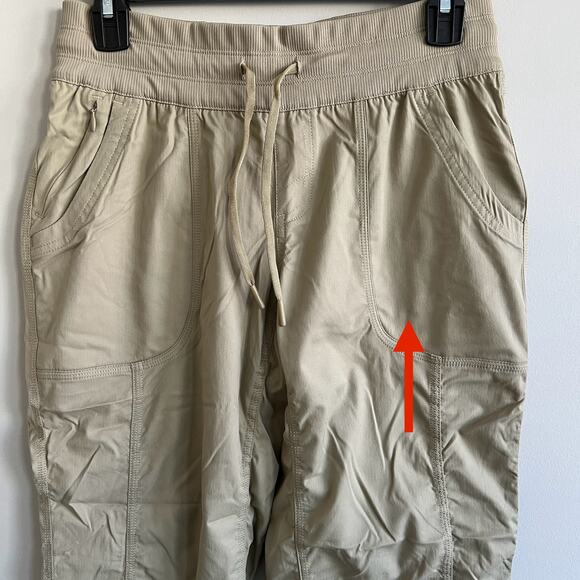 The North Face Aphrodite 2.0 Capri Pants Outdoor Active Wear Tan Small - Picture 2 of 9